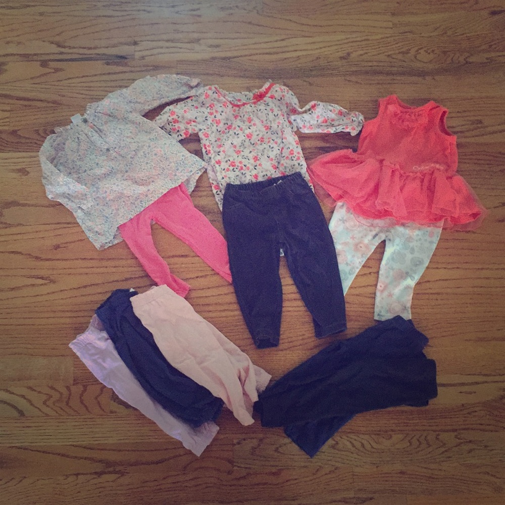 Baby girl 9 month lot outfits, leggings, pants